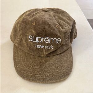 Supreme Hat